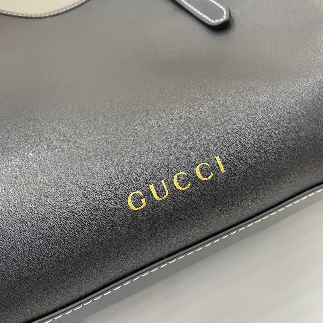 Gucci GG Emblem Medium Tote Bag - PerfectKickZ
