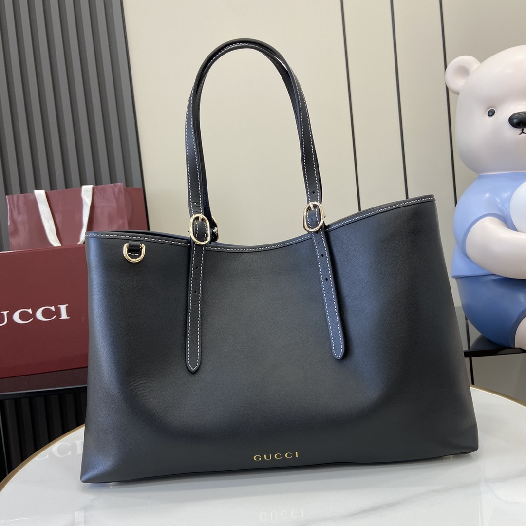 Gucci GG Emblem Medium Tote Bag - PerfectKickZ