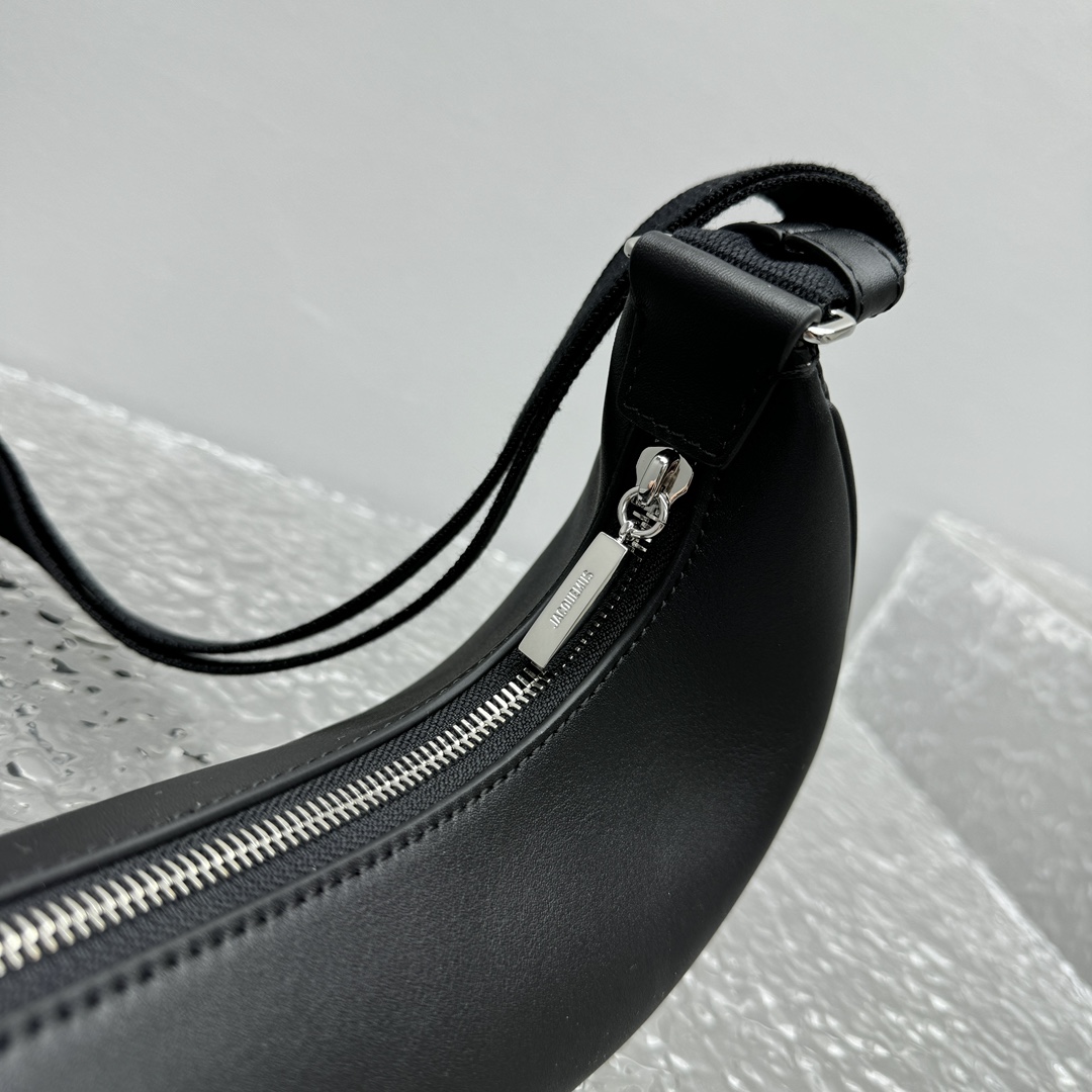 Jacquemus x Nike Le Sac Swoosh (30x 8.5cm) - PerfectKickZ