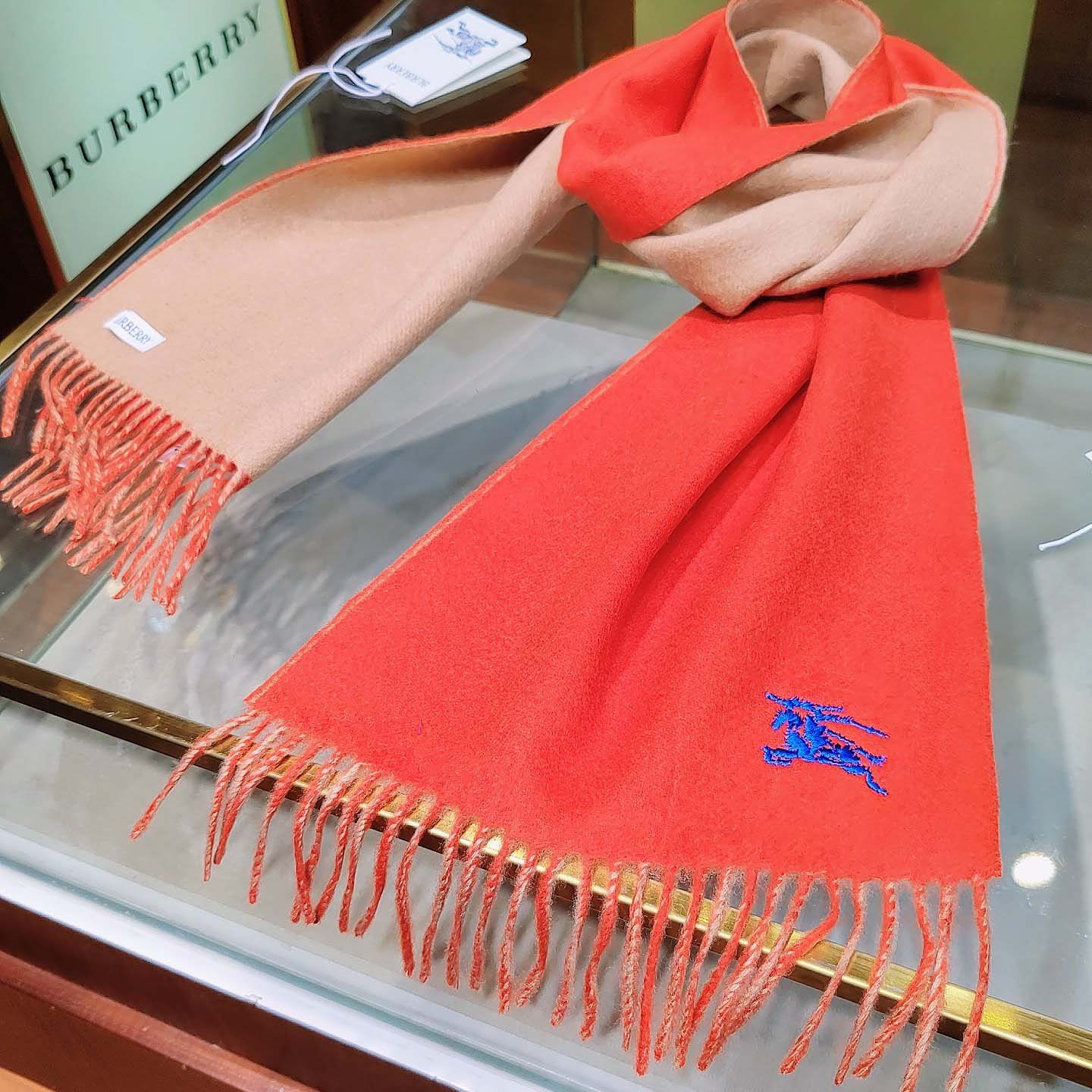 Burberry Reversible Cashmere Scarf - PerfectKickZ
