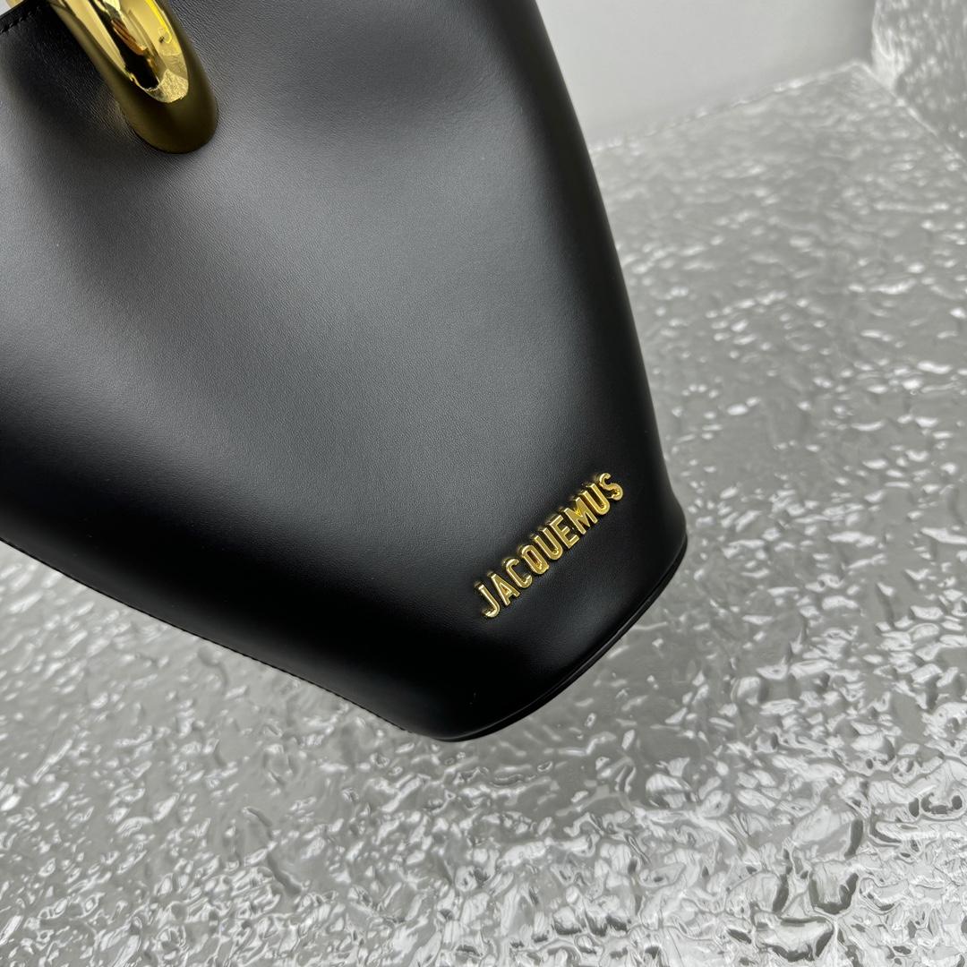 Jacquemus Le Petit Bambola Bag （10x10x20cm） - PerfectKickZ