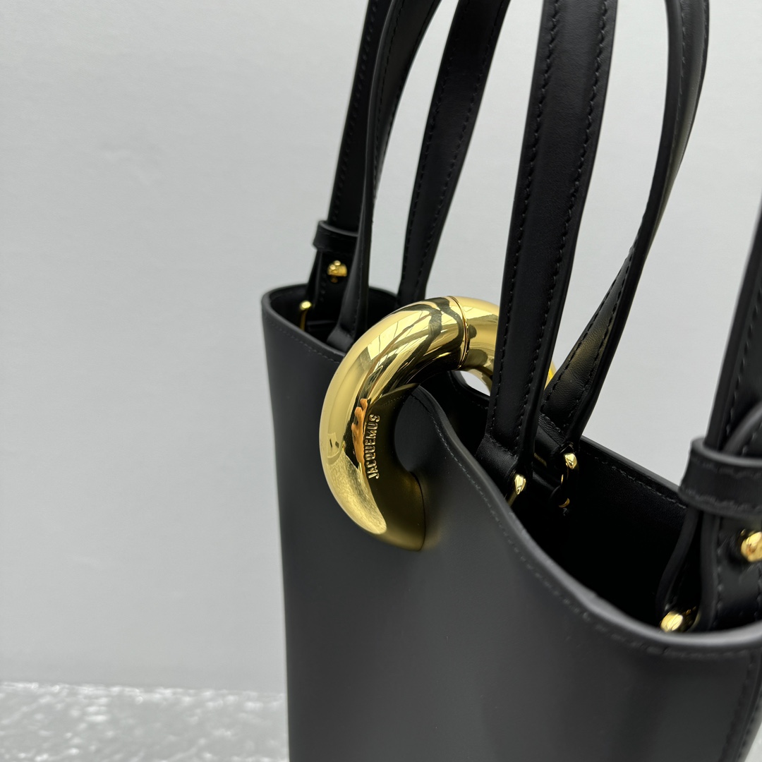 Jacquemus Le Petit Bambola Bag （10x10x20cm） - PerfectKickZ