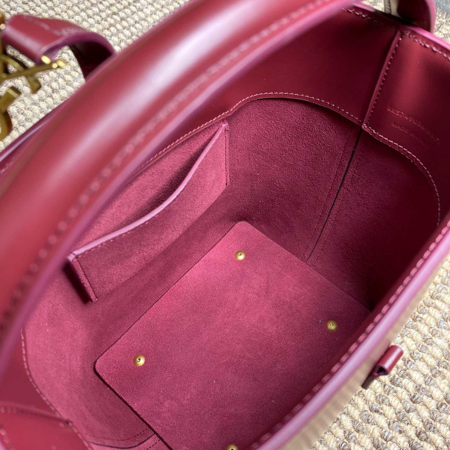 Saint Laurent Le 37 Small In Shiny Leather - PerfectKickZ