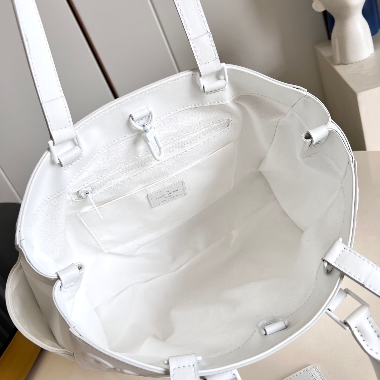 Louis Vuitton Sac Plat  M21841 - PerfectKickZ