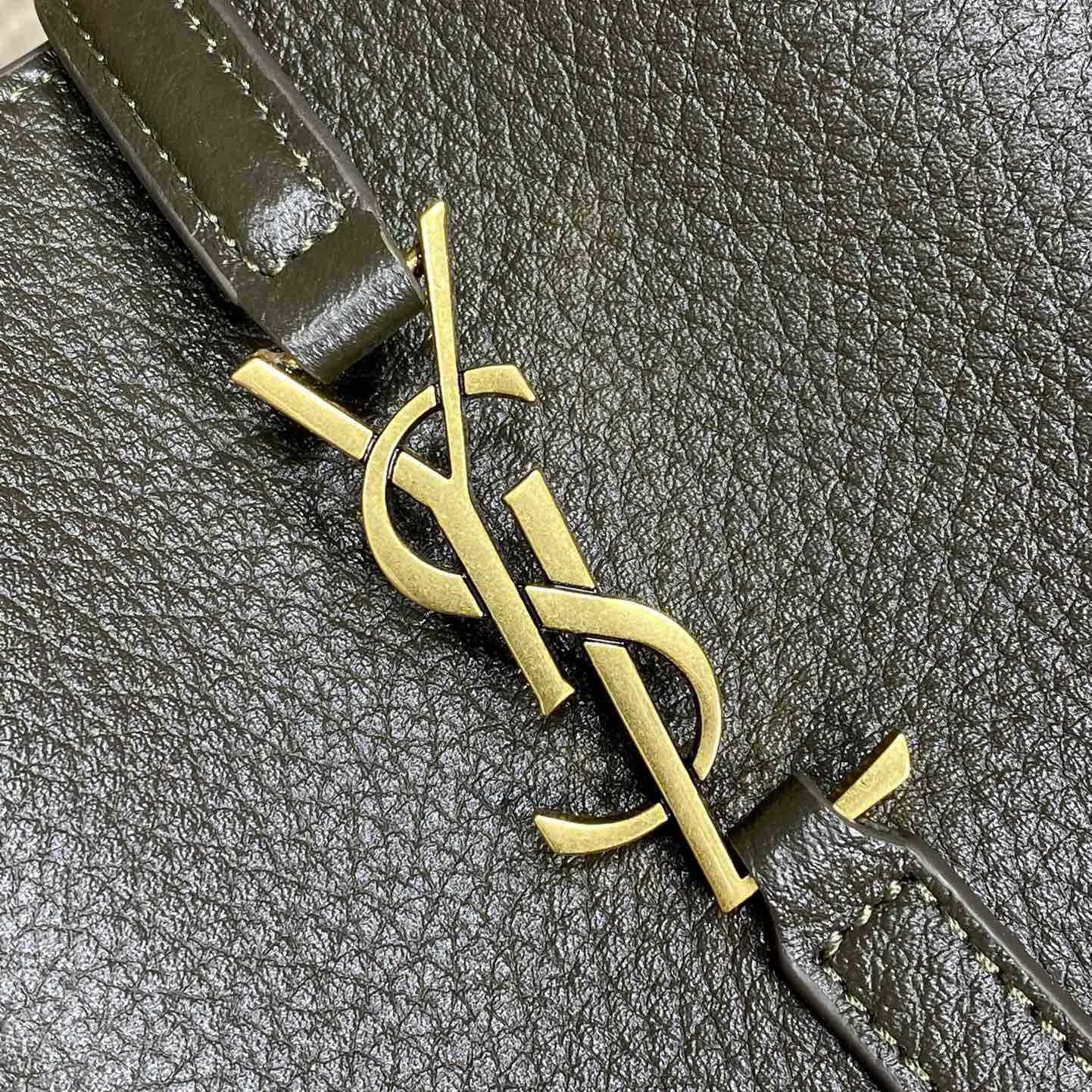 Saint Laurent LE 5 À 7 Supple Baby In Grained Leather - PerfectKickZ