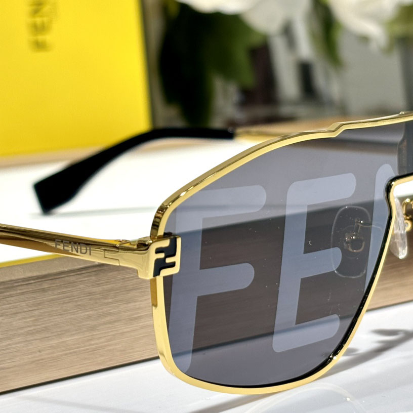 Fendi Sky Sunglasses   FE40129U - PerfectKickZ