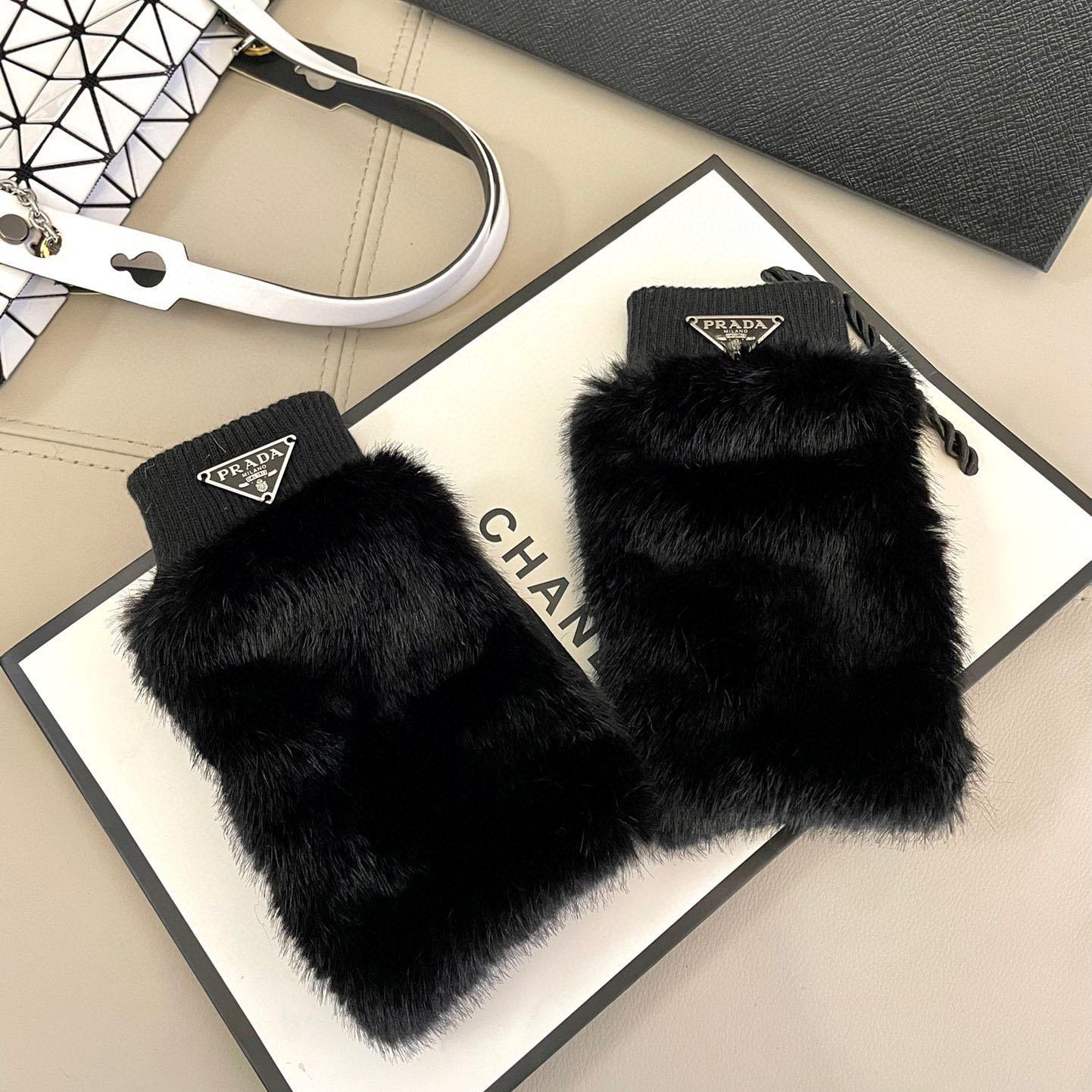 Prada Gloves  - PerfectKickZ