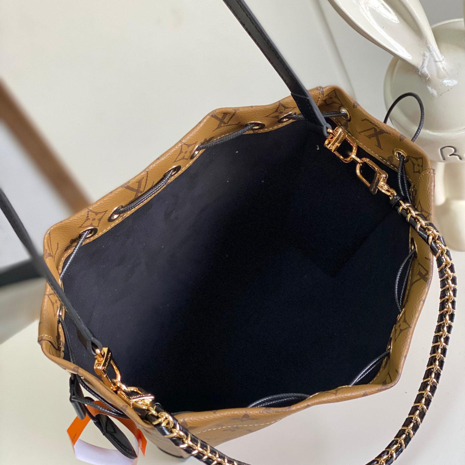 Louis Vuitton Noé Trunk PM  M13324 - PerfectKickZ