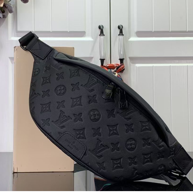 Louis Vuitton Discovery Bumbag PM (44-15-9 cm)M46036 - PerfectKickZ