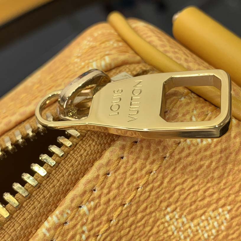 Louis Vuitton Keepall Bandoulière 25  M13166 - PerfectKickZ