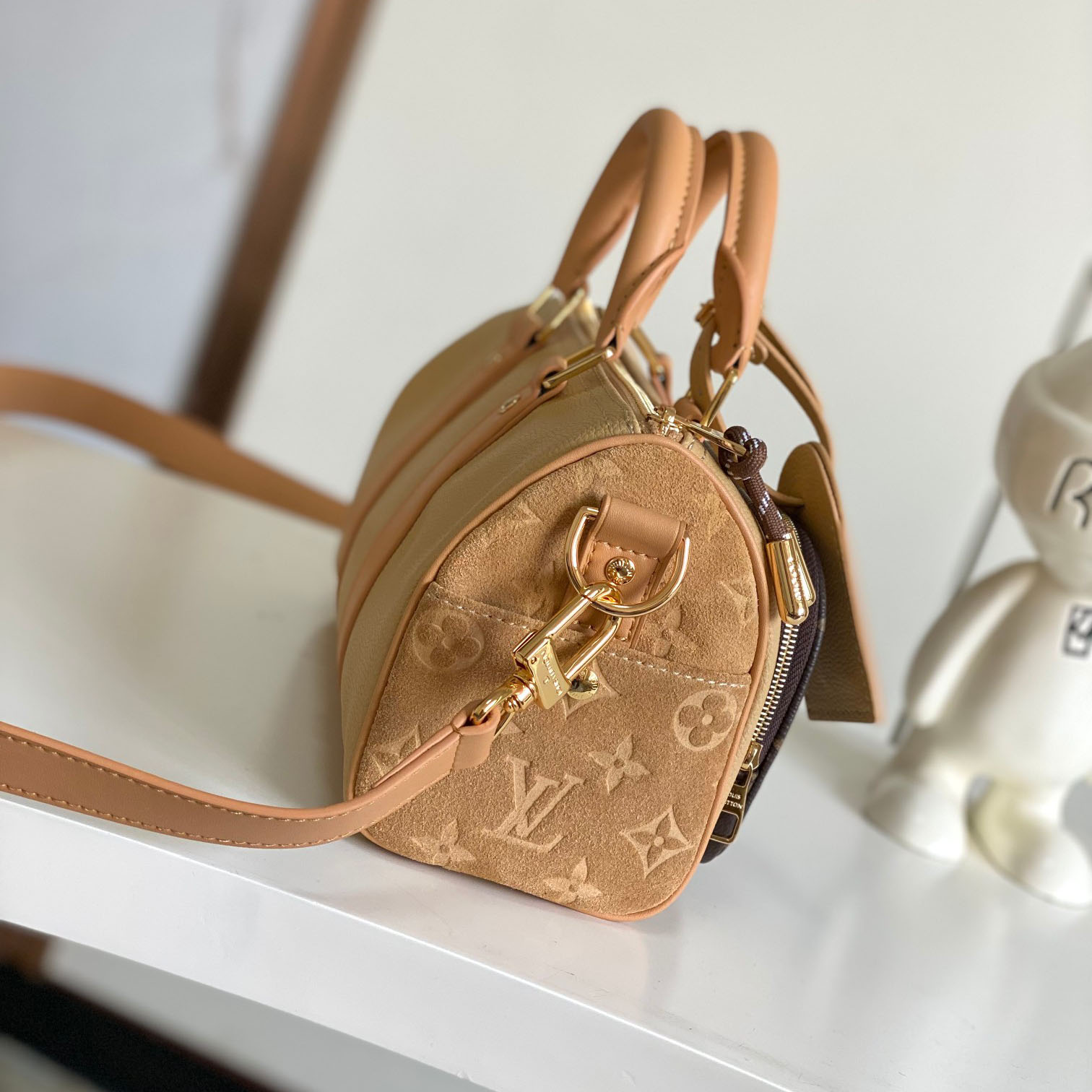 Louis Vuitton Keepall Bandoulière 25  M12627 - PerfectKickZ