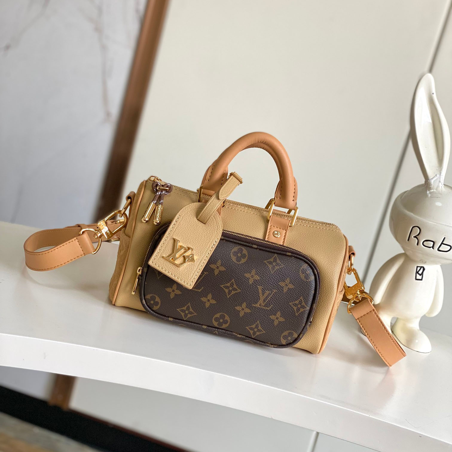 Louis Vuitton Keepall Bandoulière 25  M12627 - PerfectKickZ