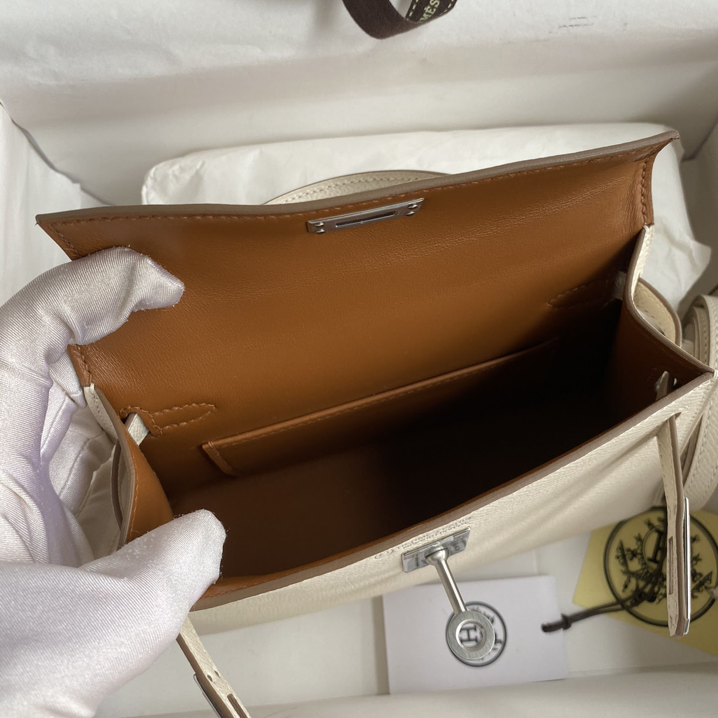 Hermes Kelly Handbag   19cm - 