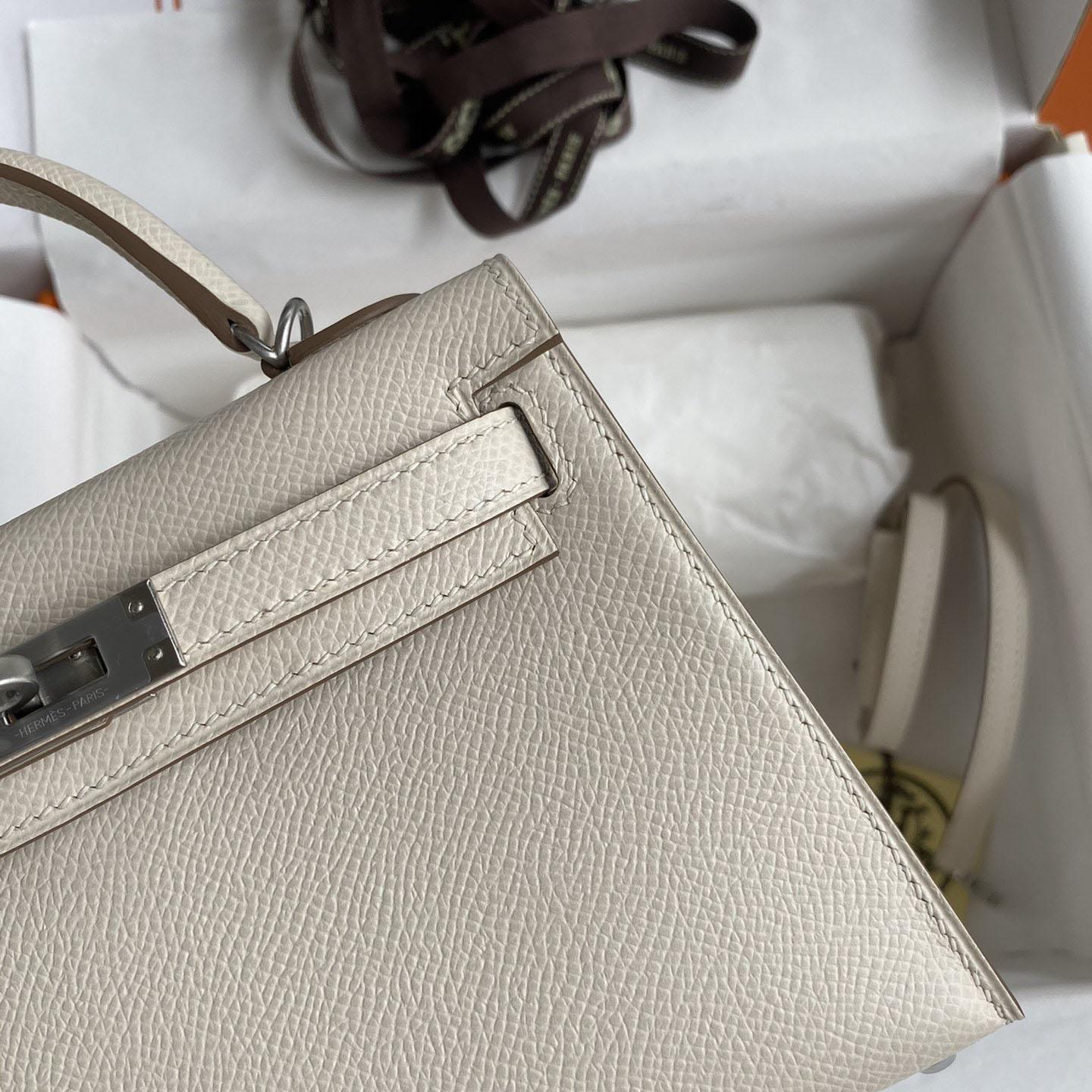 Hermes Kelly Handbag   19cm - 