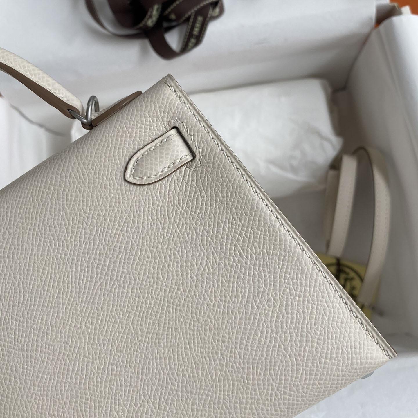 Hermes Kelly Handbag   19cm - 