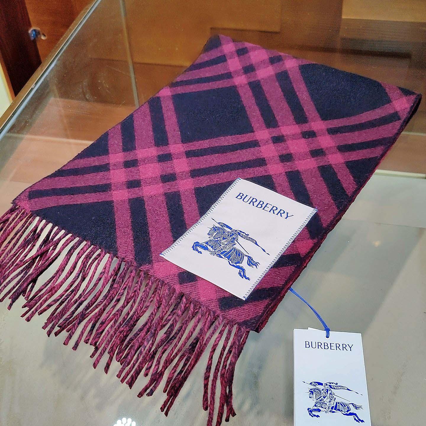 Burberry Check Cashmere Scarf - PerfectKickZ
