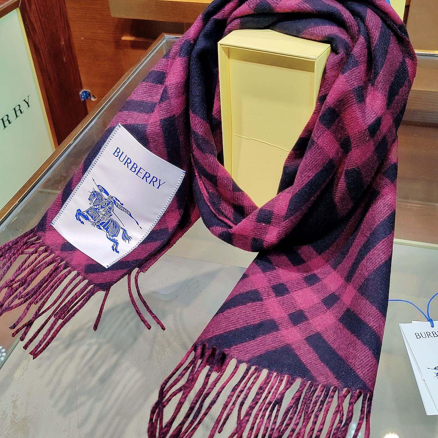 Burberry Check Cashmere Scarf - PerfectKickZ