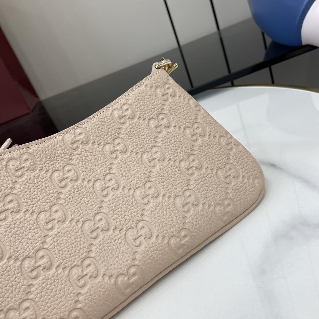 Gucci GG Emblem Super Mini Bag - PerfectKickZ