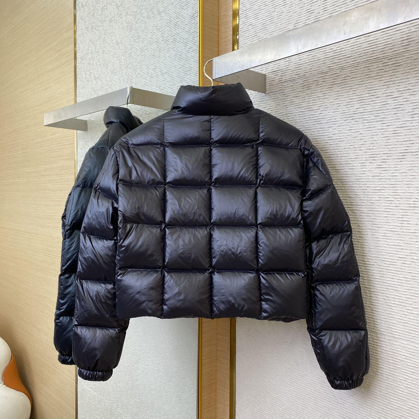 Miu Miu Cropped Down Jacket 'Black' - 