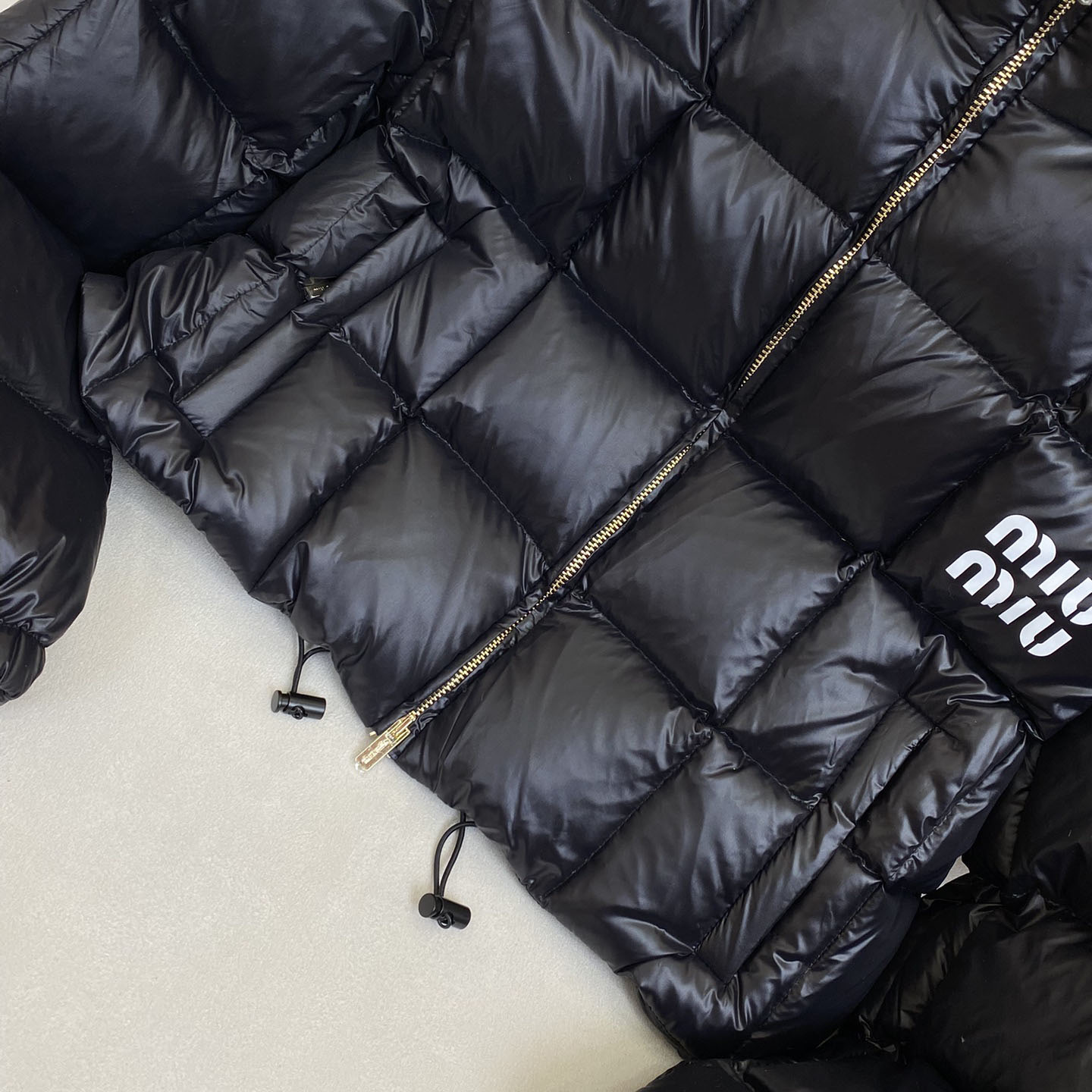 Miu Miu Cropped Down Jacket 'Black' - 