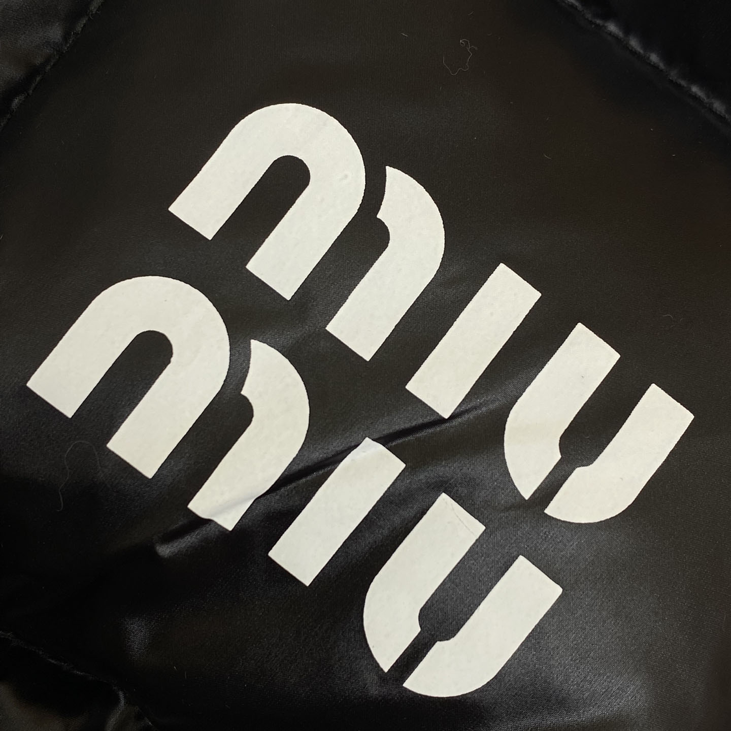 Miu Miu Cropped Down Jacket 'Black' - 