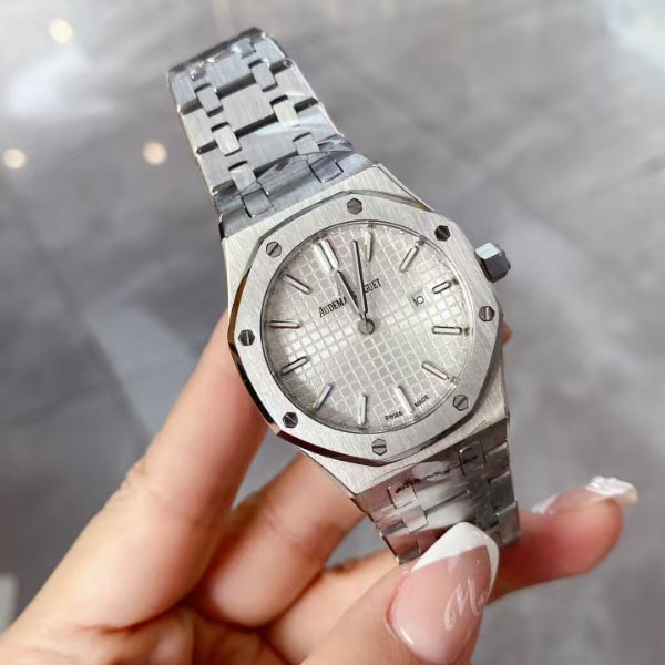 Audemars Piguet Watch      - PerfectKickZ