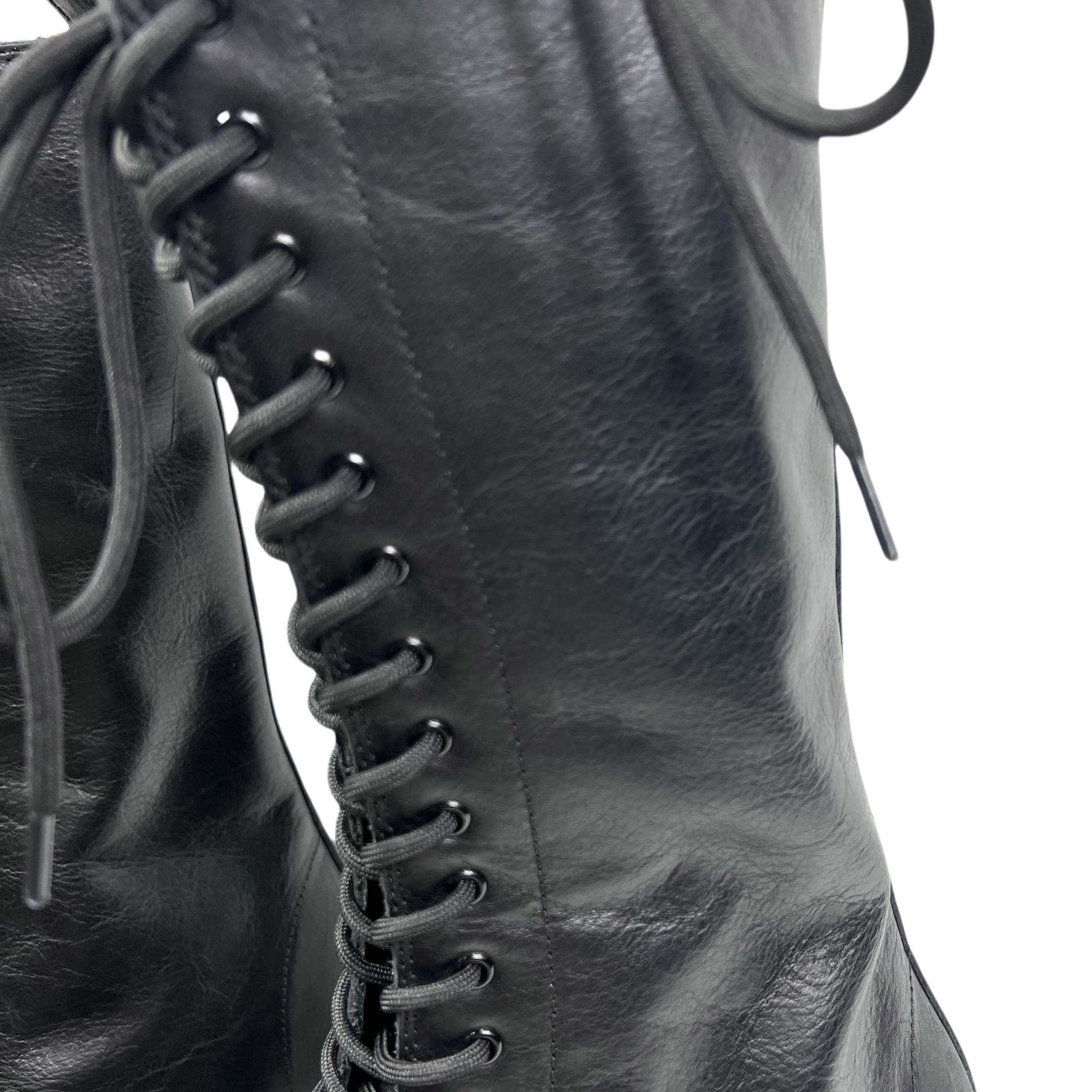 Balenciaga Stomper Boot In Black - 