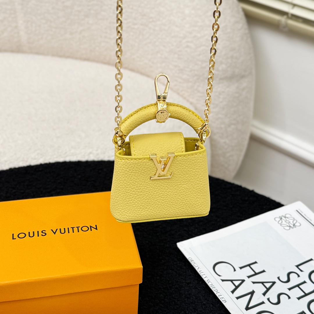 Louis Vuitton Micro Bag Capucines - PerfectKickZ