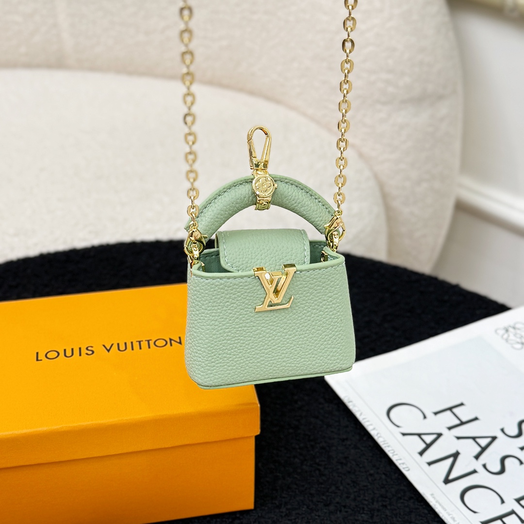 Louis Vuitton Micro Bag Capucines - PerfectKickZ