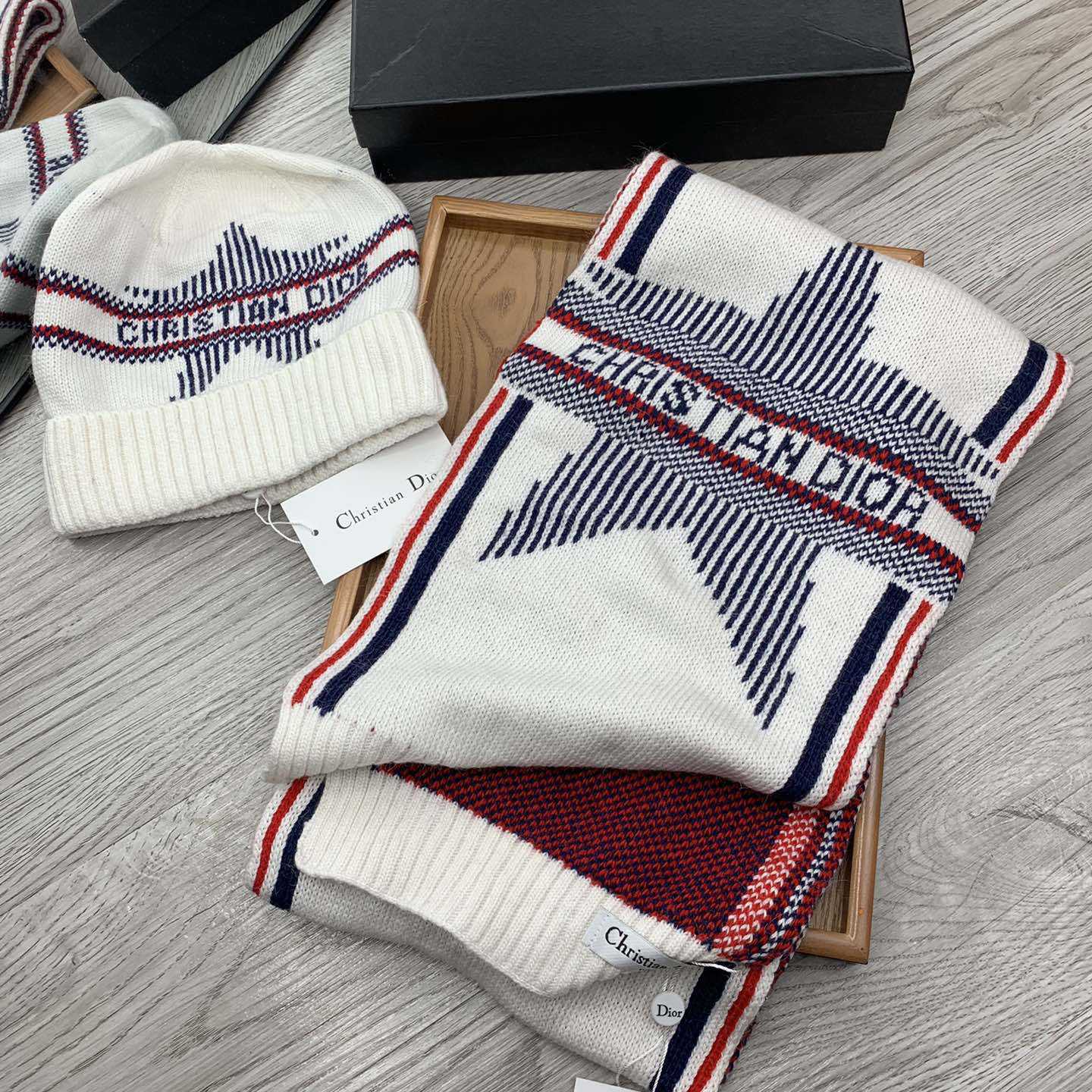 Dior Beanie And Scarf - PerfectKickZ