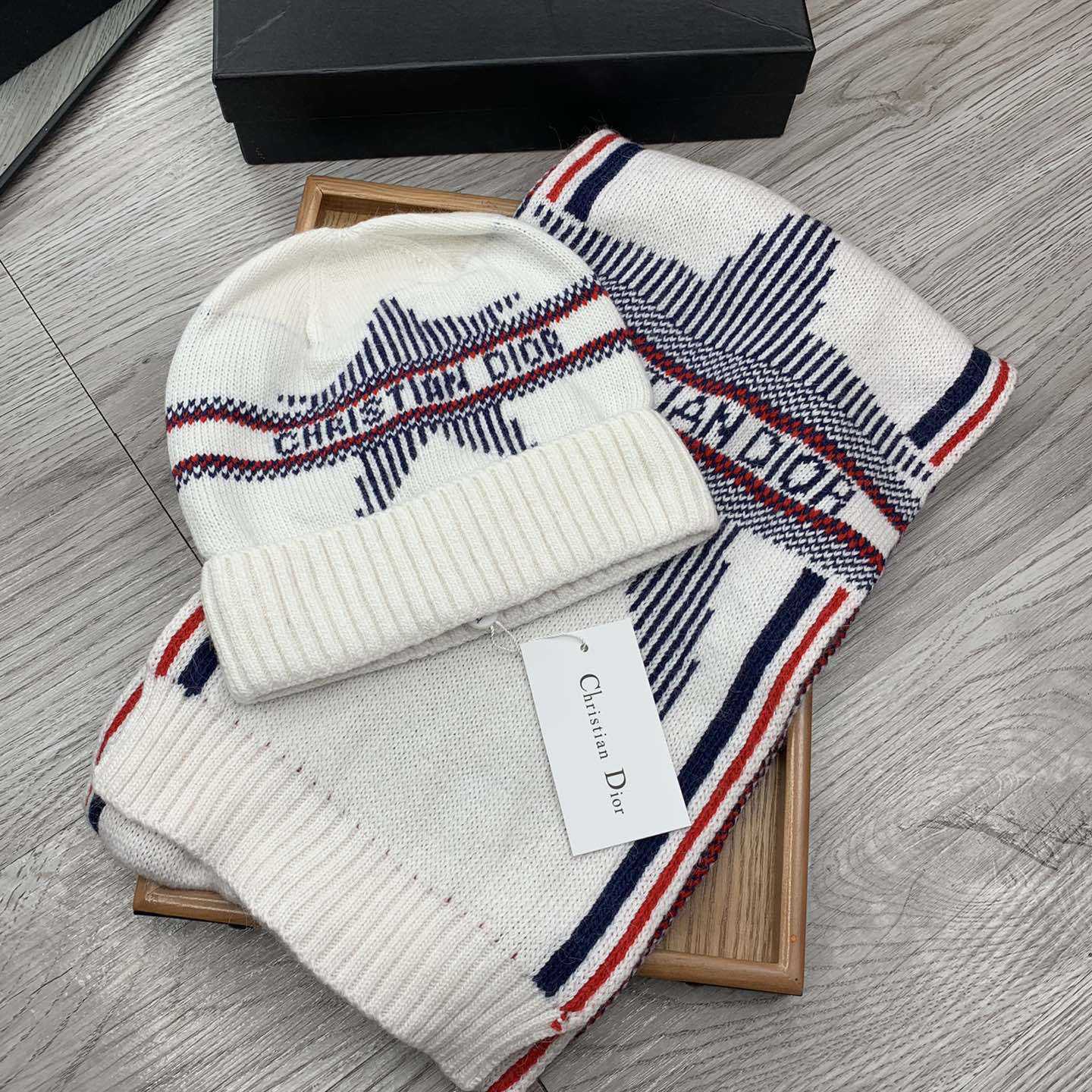 Dior Beanie And Scarf - PerfectKickZ