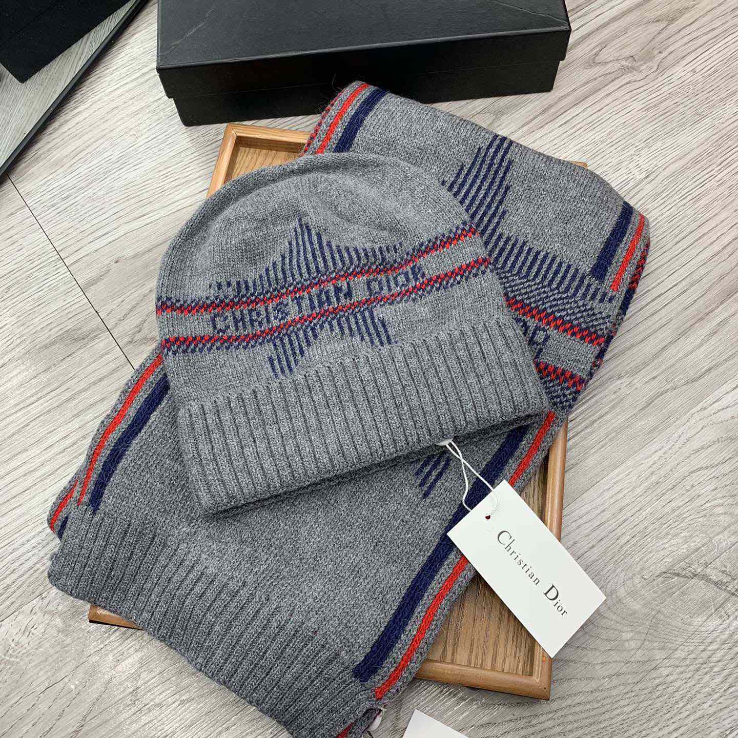 Dior Beanie And Scarf - PerfectKickZ