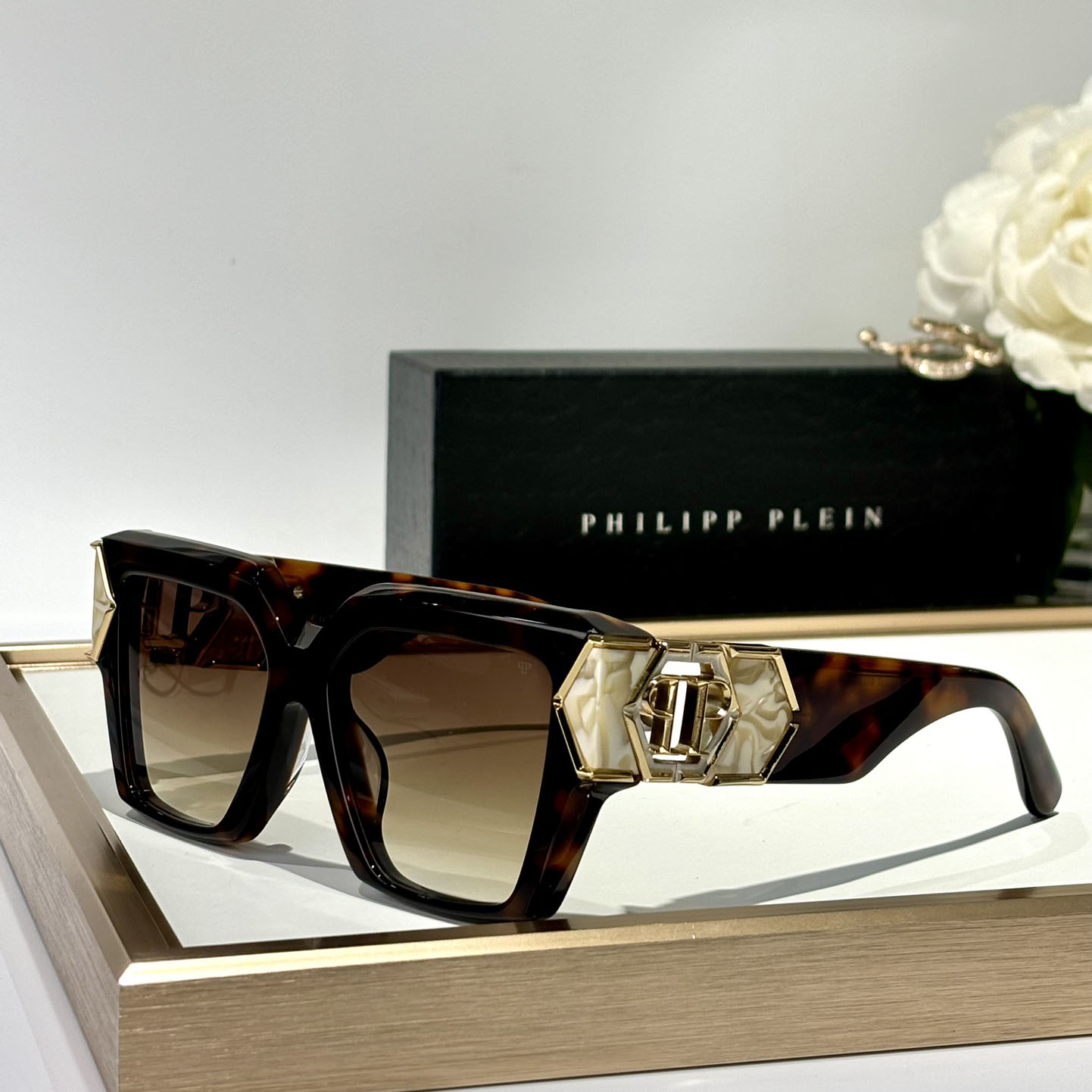 Philipp Plein Sunglasses Plein Hera    SPP135 - PerfectKickZ