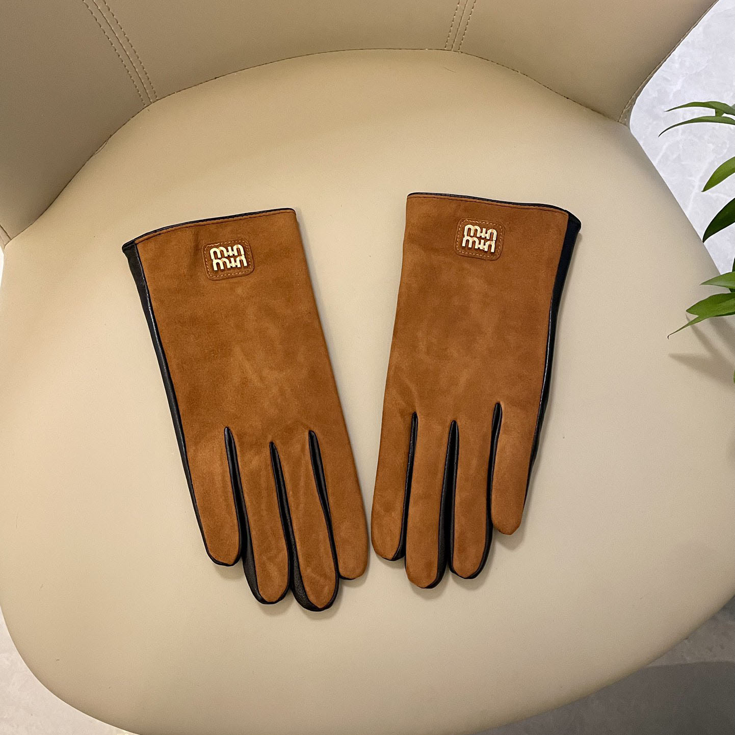 Miu Miu Gloves  - PerfectKickZ