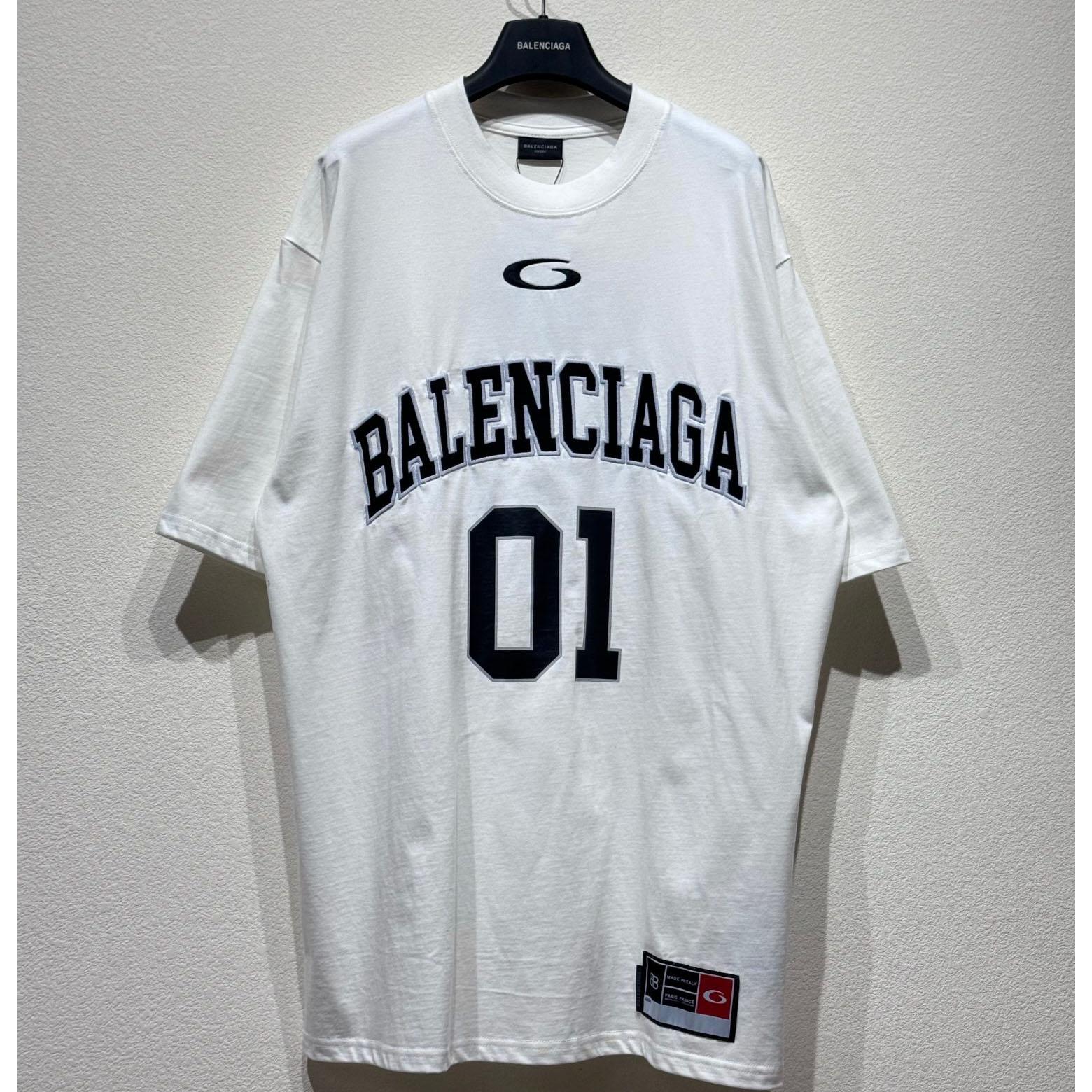 Balenciaga Basketball Series - Oversized T-Shirt In Off White - PerfectKickZ