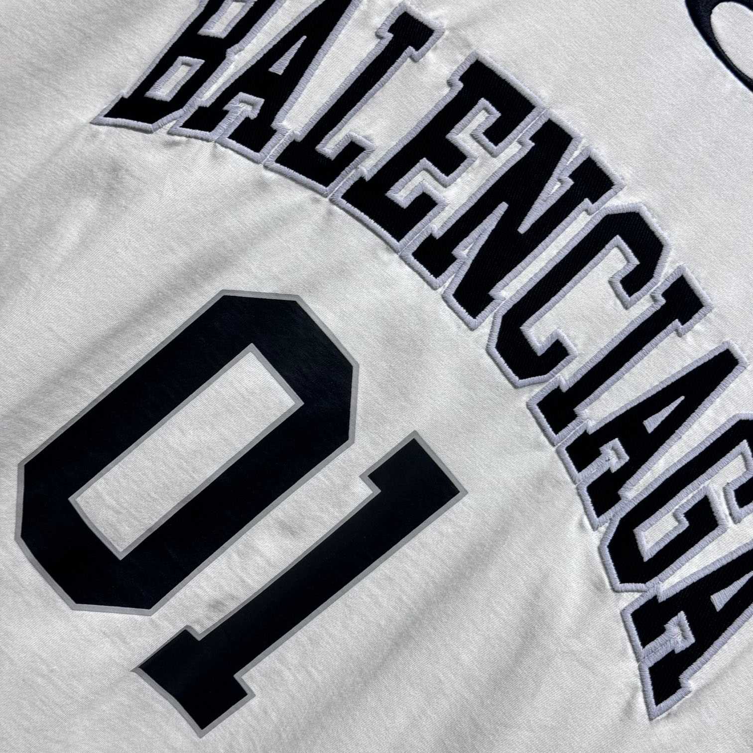 Balenciaga Basketball Series - Oversized T-Shirt In Off White - PerfectKickZ