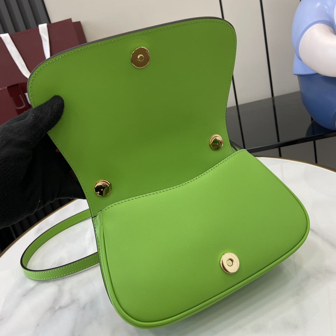 Gucci Blondie Small Top Handle Bag - PerfectKickZ