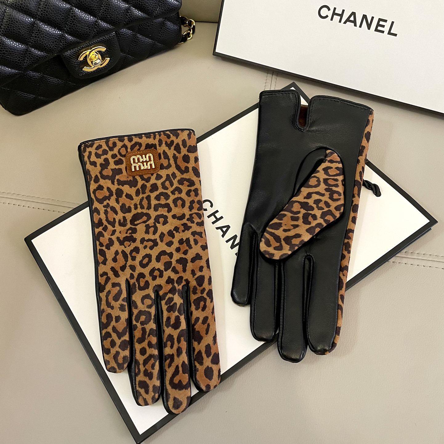 Miu Miu Gloves  - PerfectKickZ