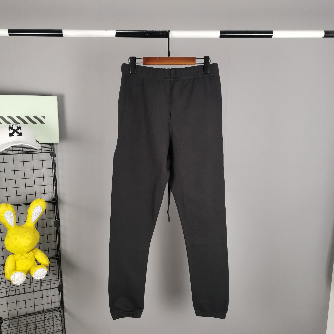 Fear of God Essentials Sweatpants - PerfectKickZ