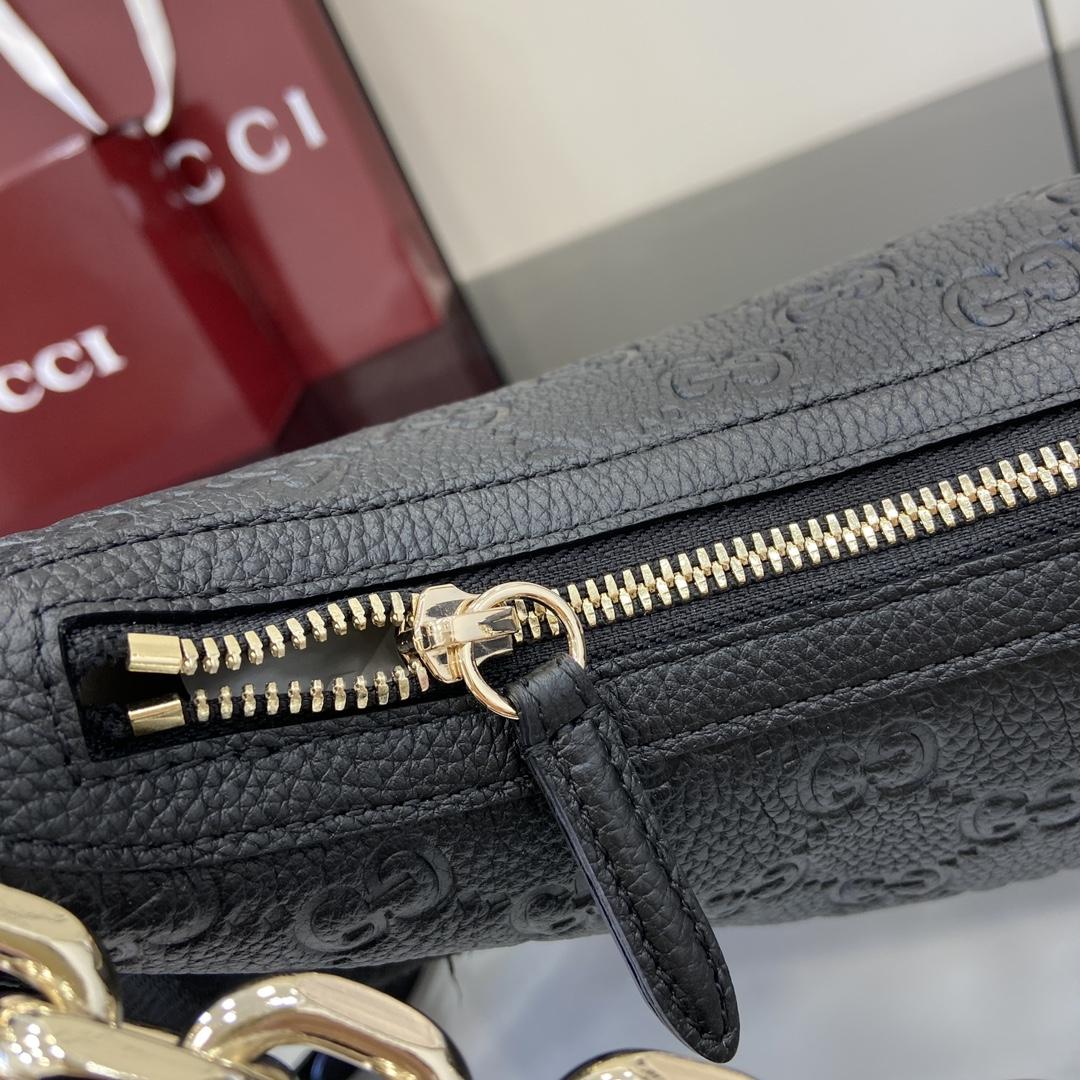 Gucci GG Emblem Medium Shoulder Bag - PerfectKickZ