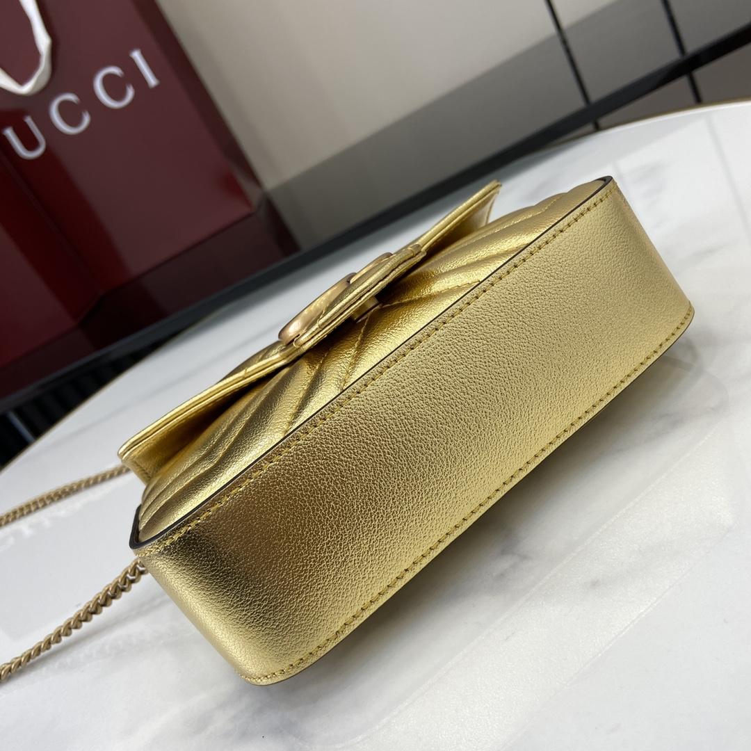 Gucci GG Marmont Super Mini Bag - 