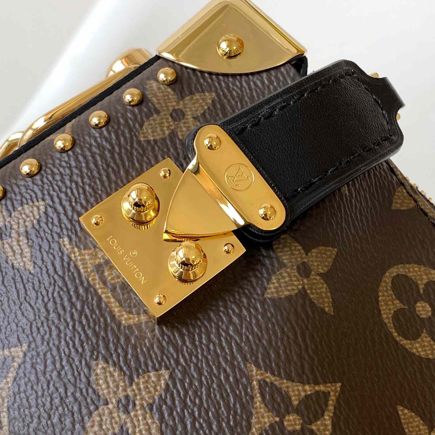 Louis Vuitton Slim Trunk  M13147 - PerfectKickZ