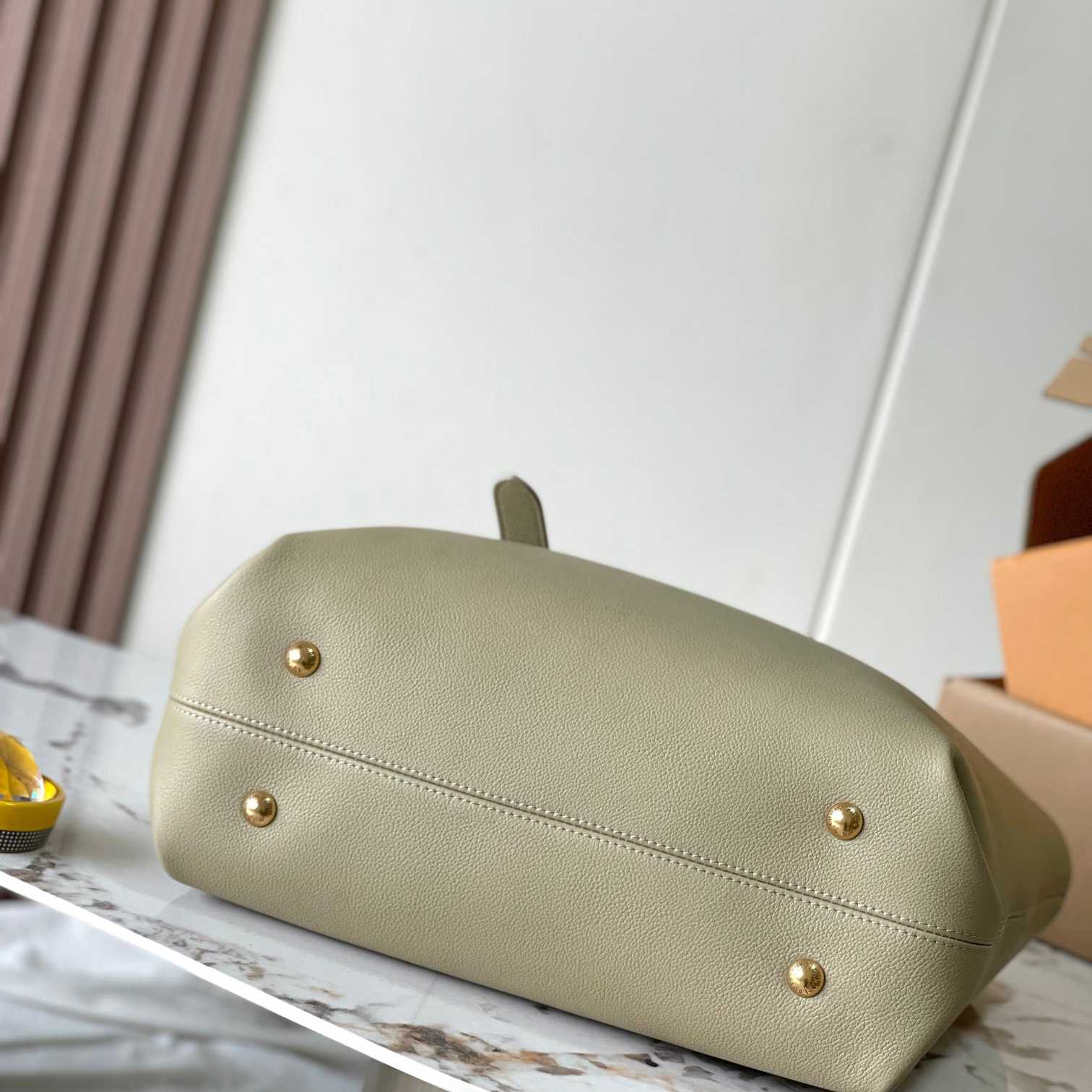 Louis Vuitton Low Key Cabas MM  M25343 - PerfectKickZ