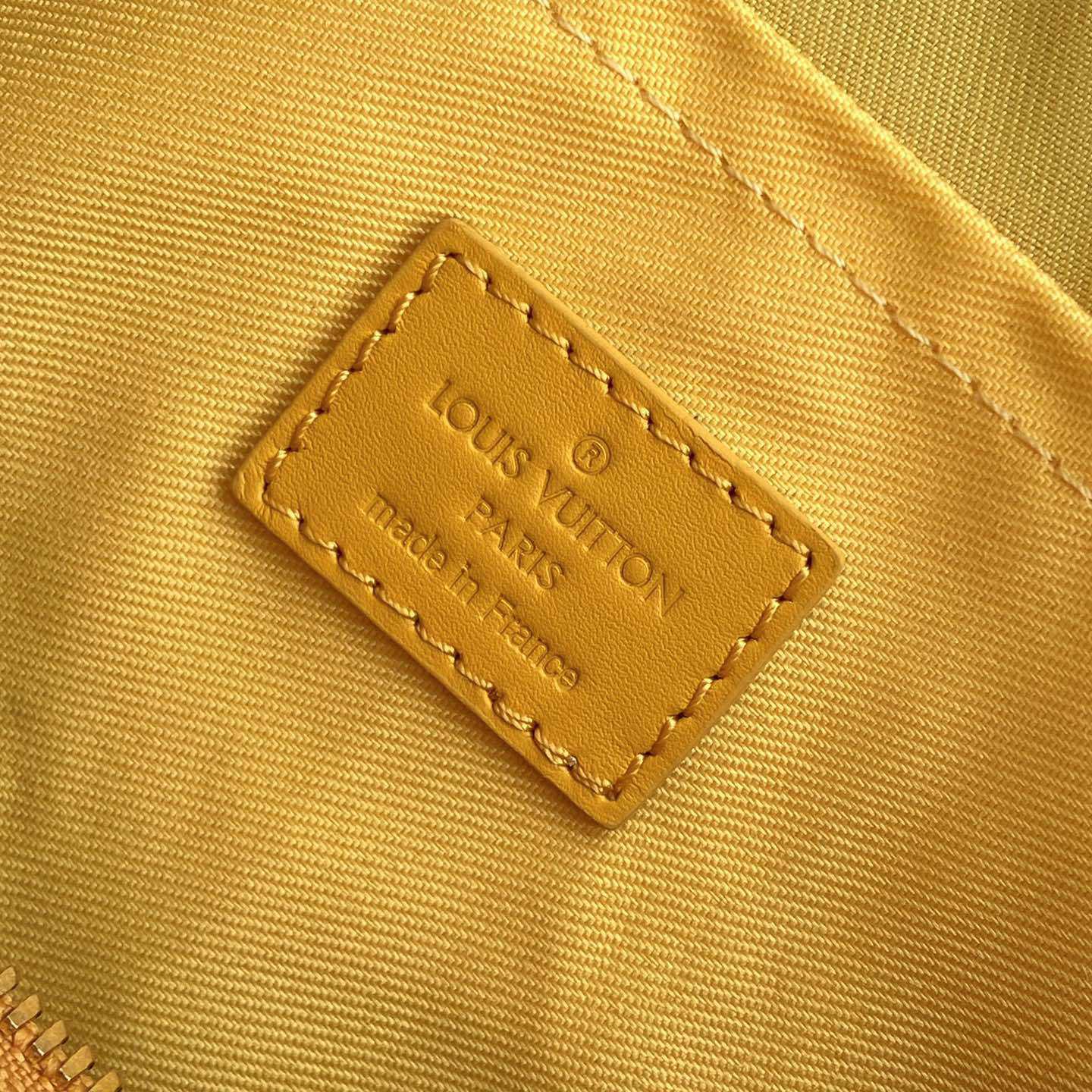 Louis Vuitton Keepall Bandoulière 25  M13166 - PerfectKickZ