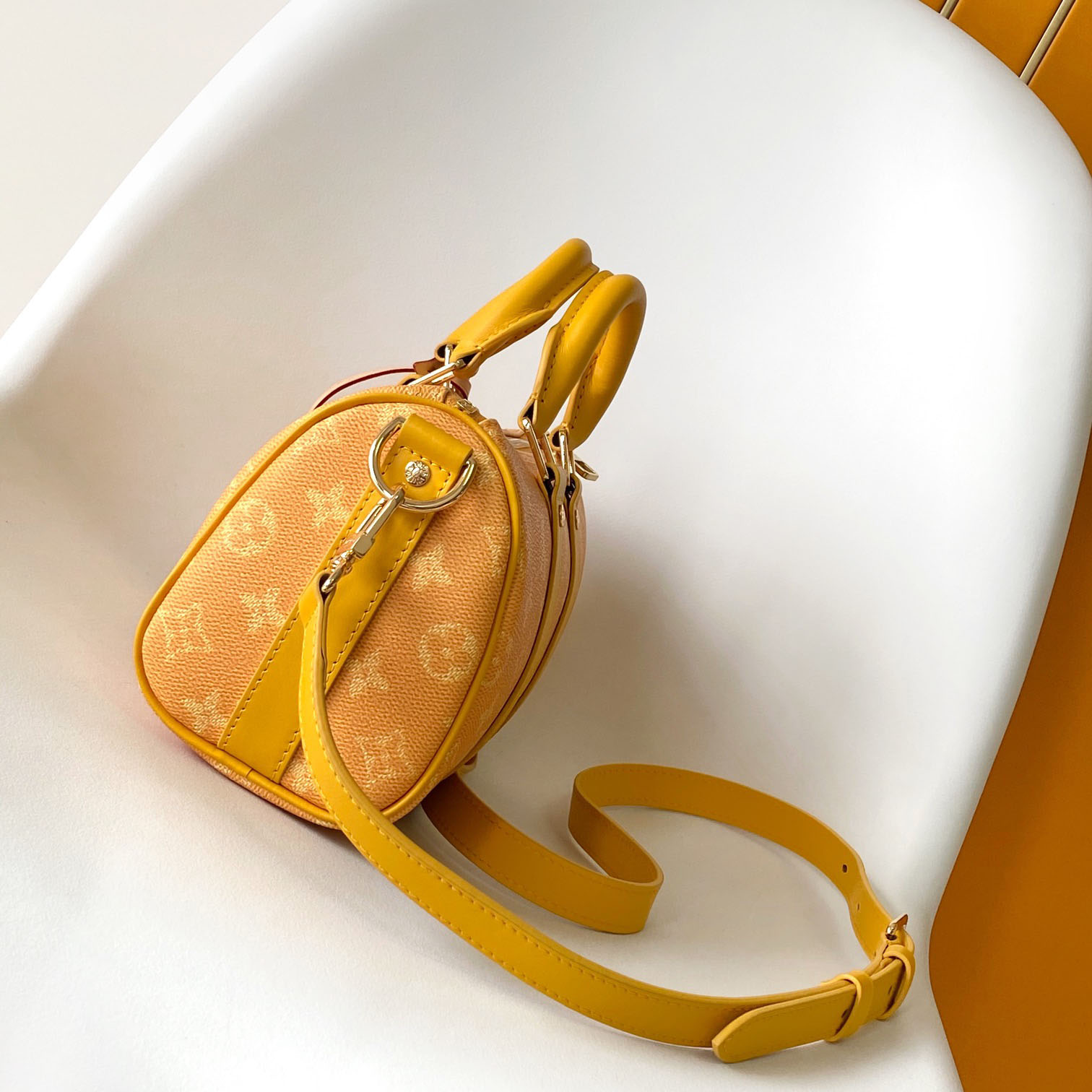 Louis Vuitton Keepall Bandoulière 25  M13166 - PerfectKickZ