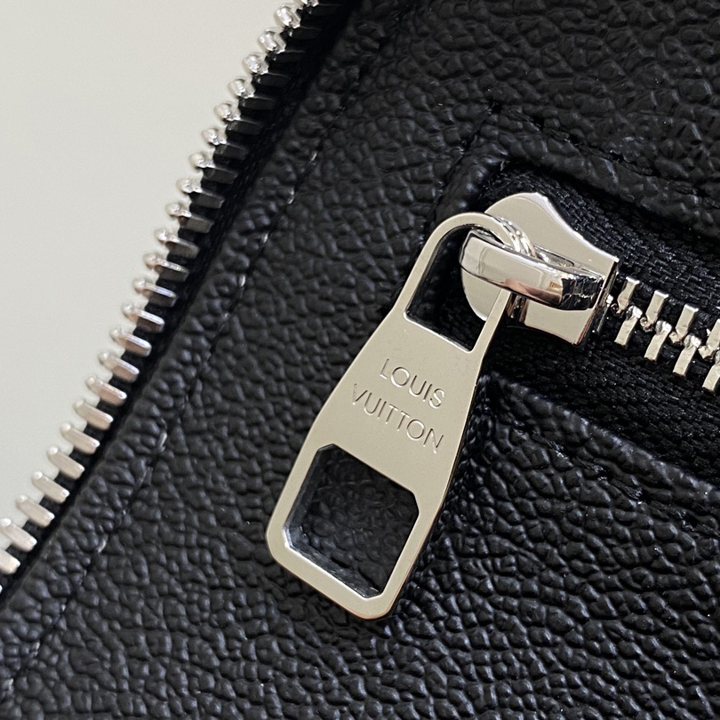 Louis Vuitton Toiletry Bag  M11510 - PerfectKickZ