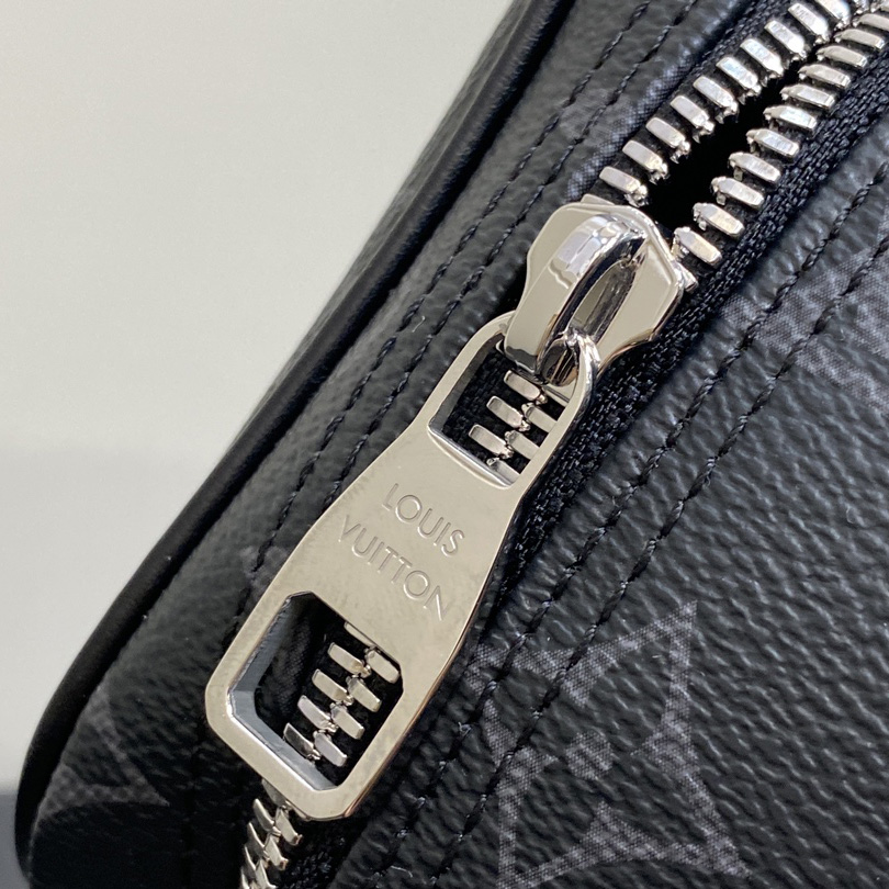 Louis Vuitton Toiletry Bag  M11510 - PerfectKickZ