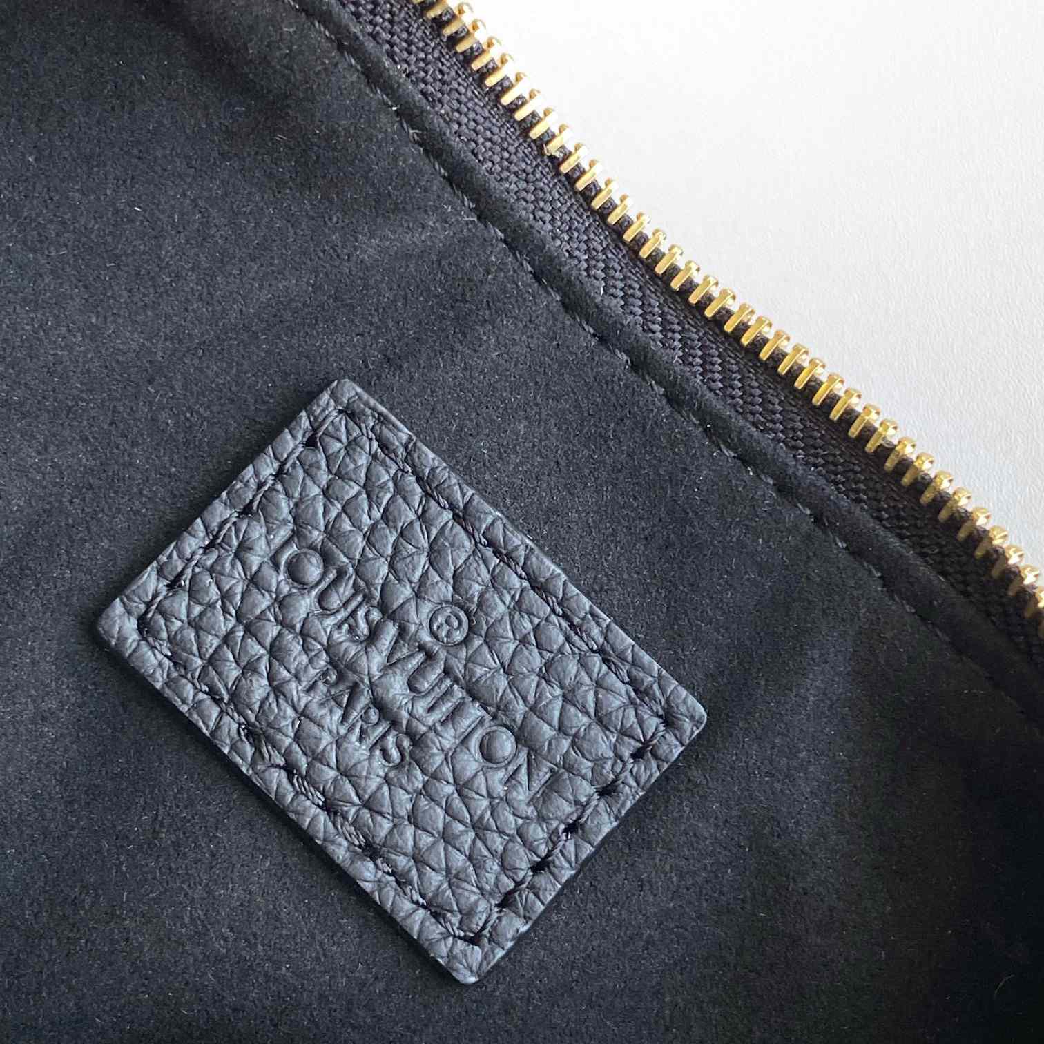 Louis Vuitton Liv Pochette  M83301 - PerfectKickZ