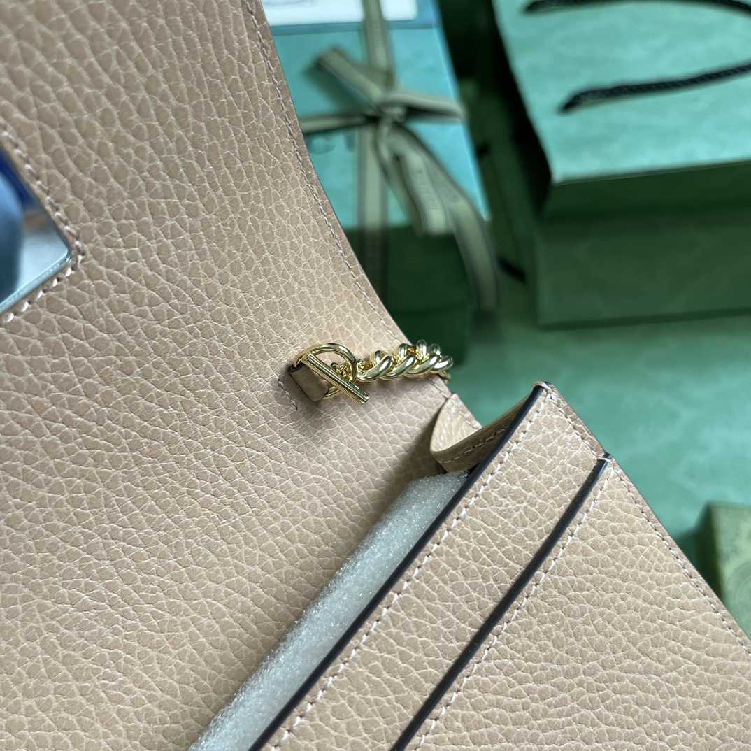 Gucci GGG Marmont Mini Chain Wallet - PerfectKickZ