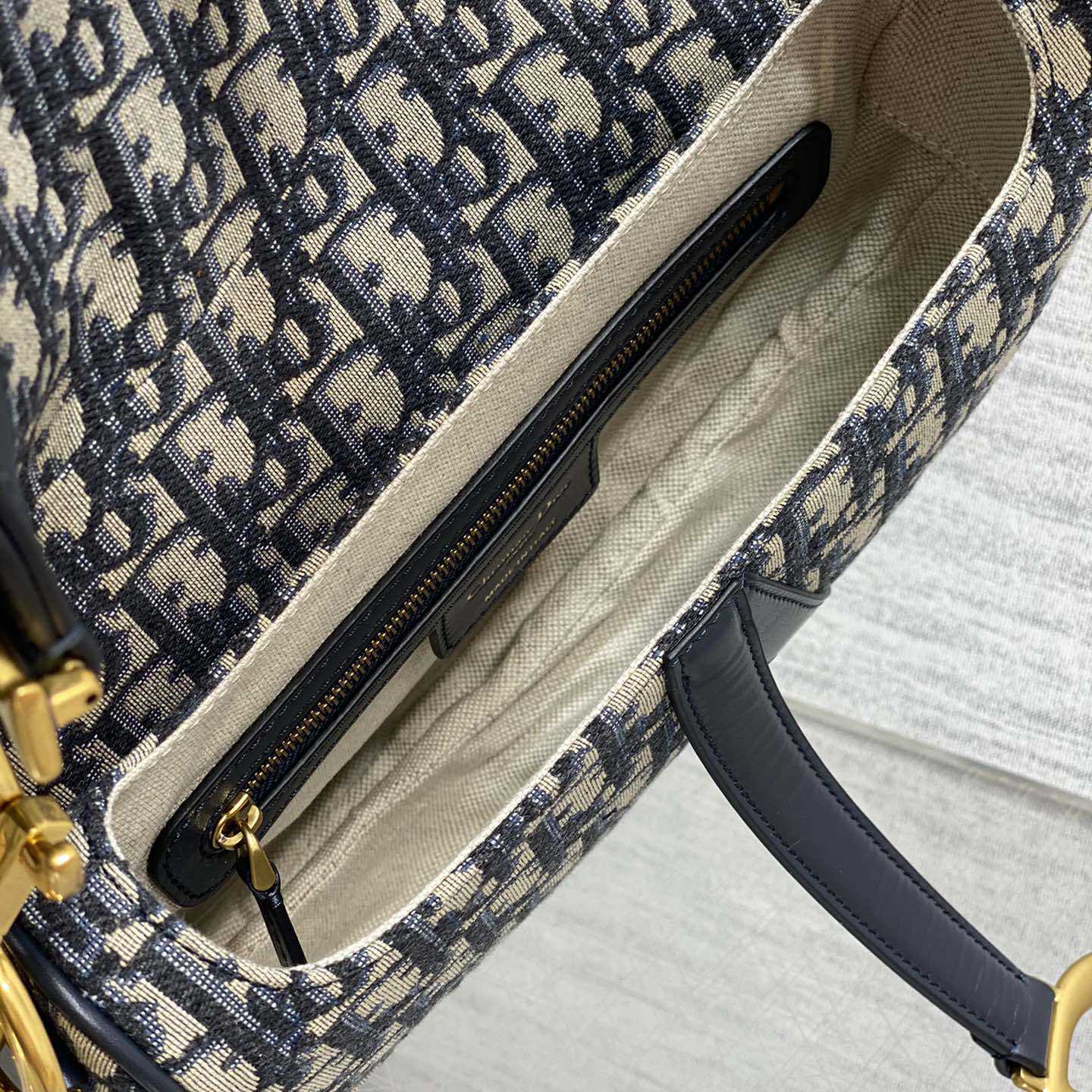 Dior Saddle Bag    24×6×18cm - 